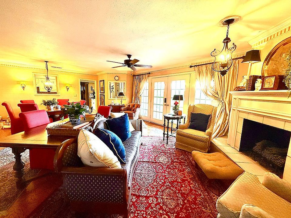 28th image of this home