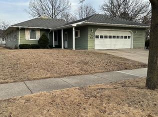 912 7th Ave NE, Rochester, MN 55906