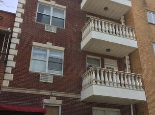 30-63 32nd St #2A, Astoria, NY 11102