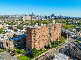500 Central Ave APT 603, Union City, NJ 07087
