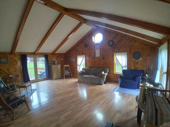 284 Sportsmans Dam Rd, Reynoldsville, PA 15851