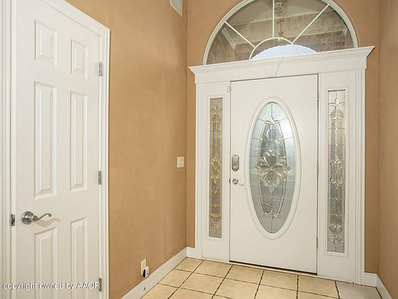2nd image of 2605 Sweetgum Ln