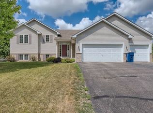 20967 Huntsville Trl, Lakeville, MN 55044