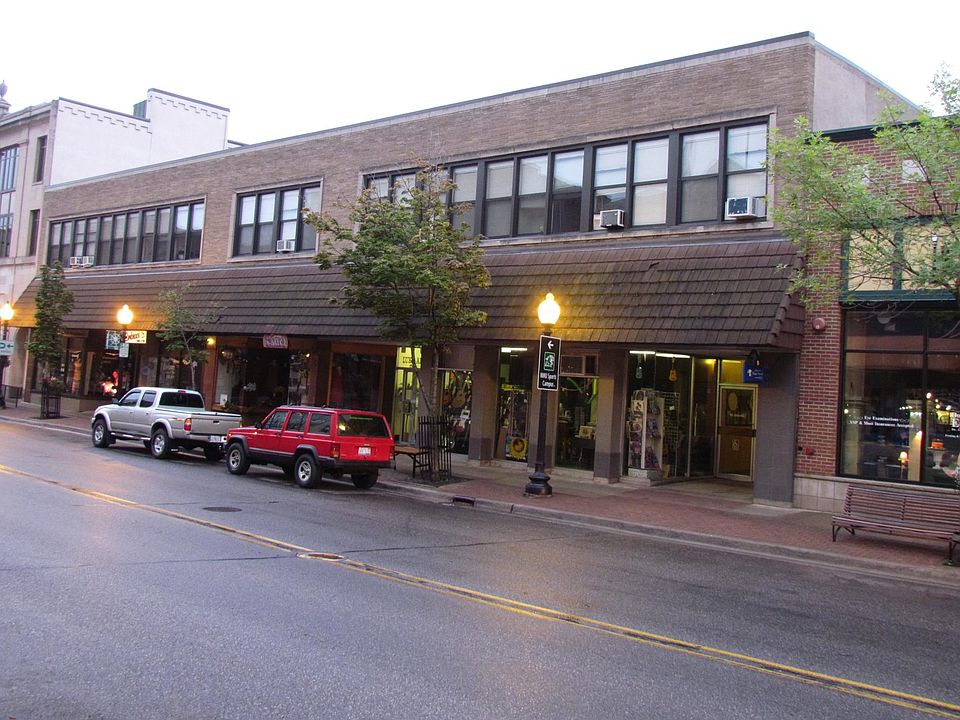 2nd image of 127 W Washington St #A