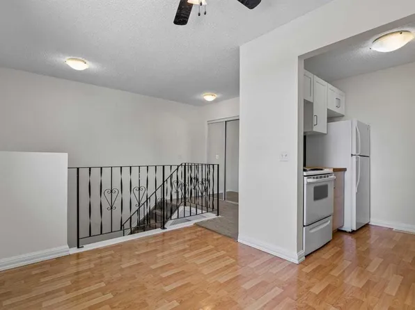 4547 E 7th Ave SE #4, Calgary, AB T2A 5E4