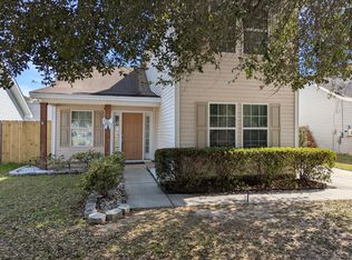 32 Corsair Cir, Port Wentworth, GA 31407