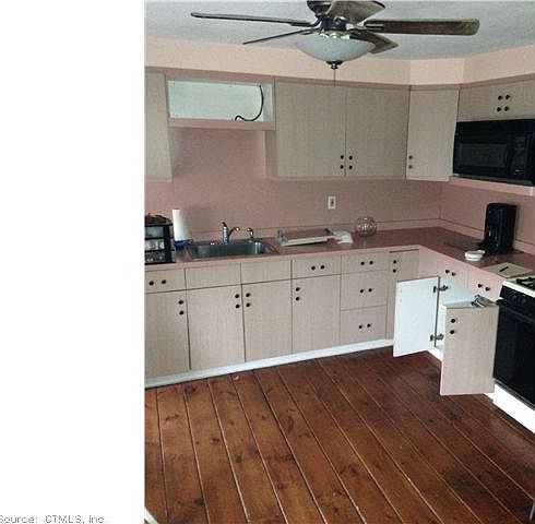 2nd image of 30 Clark St