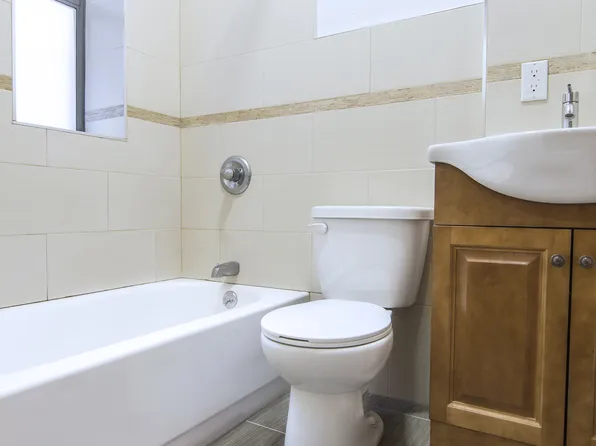 160 Sherman Avenue image 5 of 7