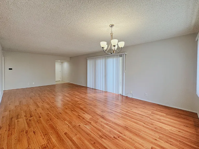 1218 Pine St #201 — Photo 13