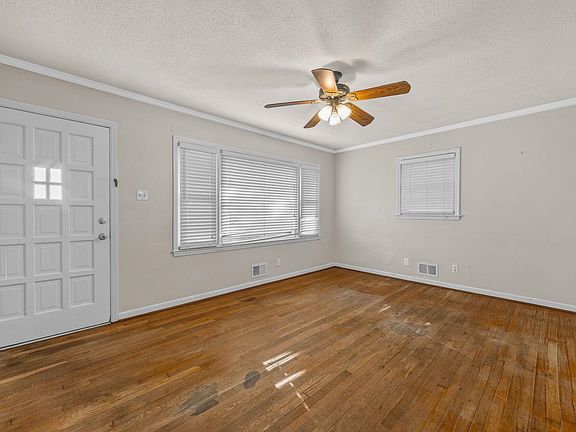 5th image of 299 McAbee Rd