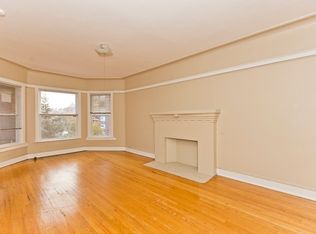 938 W Argyle St #3, Chicago, IL 60640