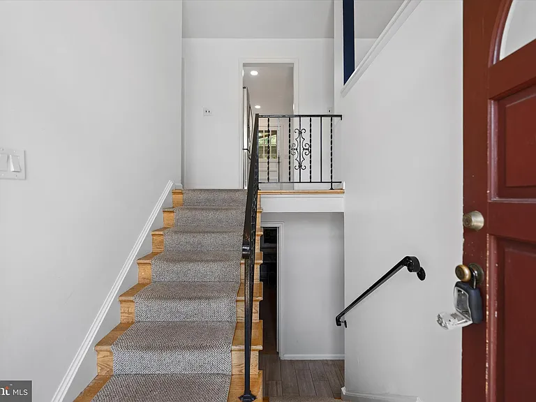 905 Carole Ct SE — Photo 23