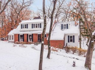 20 Spring Farm Ln, North Oaks, MN 55127