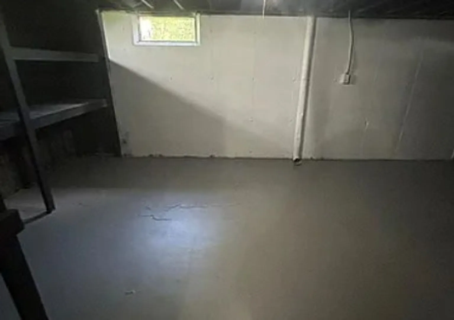 For Lease — Photo 3