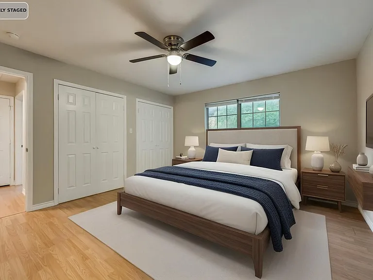 609 Houston St — Photo 3