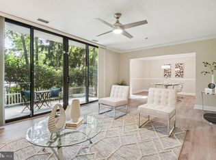 1016 S Wayne St APT T03, Arlington, VA 22204