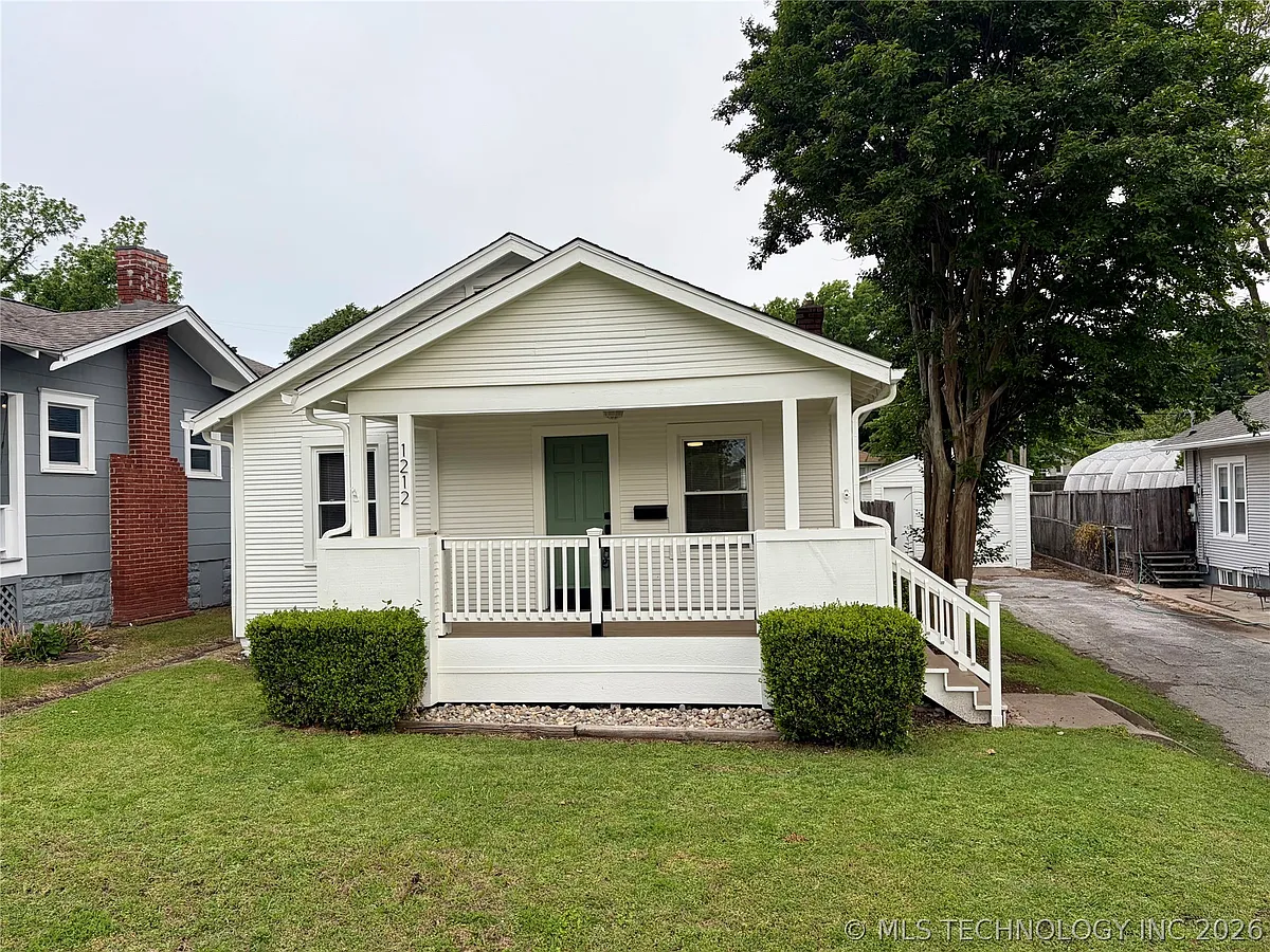 Building Photo - 1212 S Florence Pl
