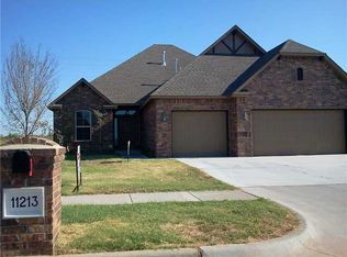 11213 SW 37th Ct, Mustang, OK 73064