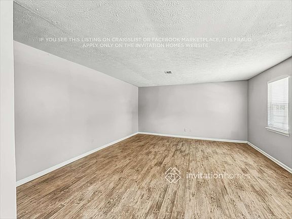 5th image of 2512 Meadowbrook Way