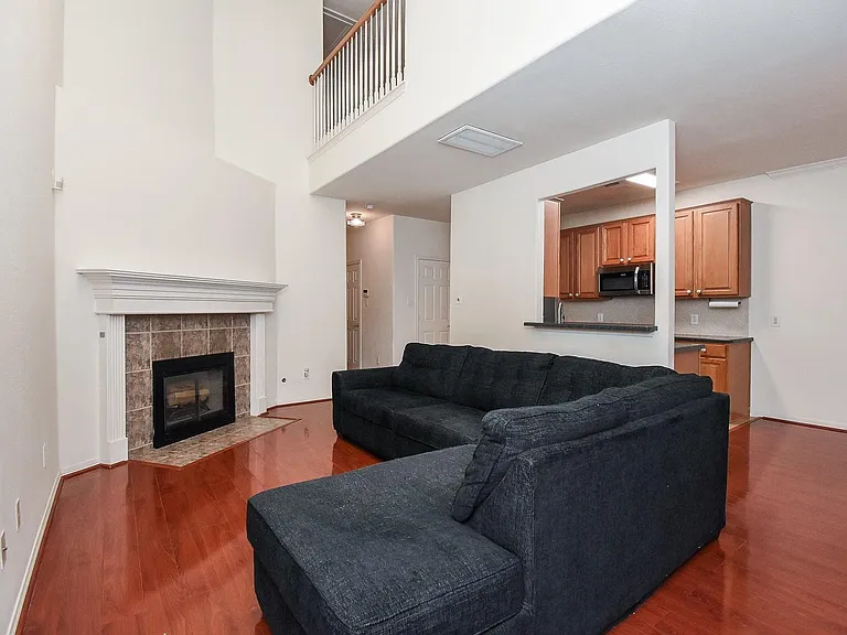 13646 Garden Grove Ct — Photo 5