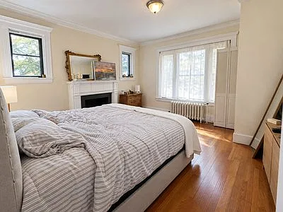 3 bed, 9999 sqft, $4,850 — Photo 4