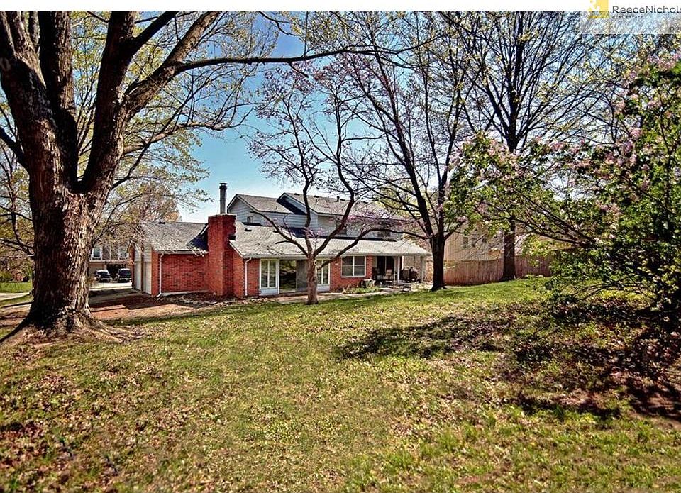 2nd image of 14602 W 90th Ter