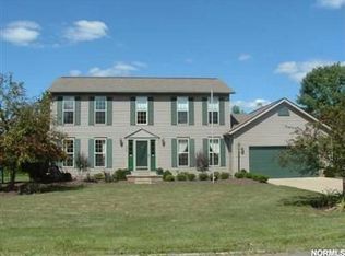 105 E Oakmont Way, Northfield, OH 44067