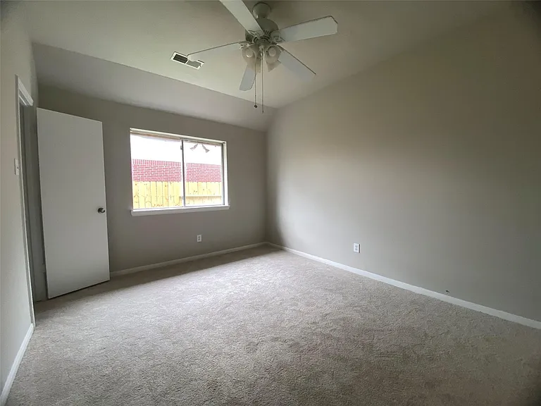 15922 Williwaw Dr — Photo 23