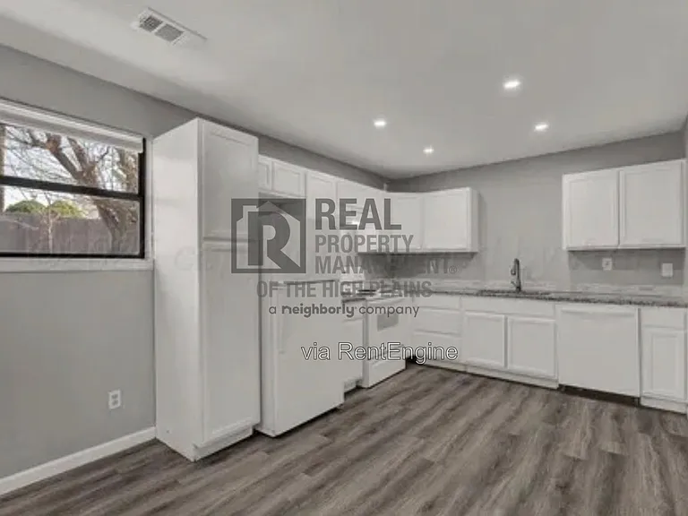 5111 Matador Trl — Photo 10
