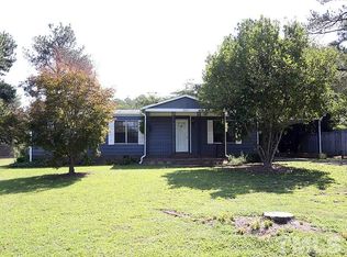 9357 Hawley Rd, Kenly, NC 27542