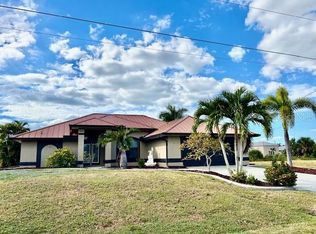 426 NW 37th Pl, Cape Coral, FL 33993