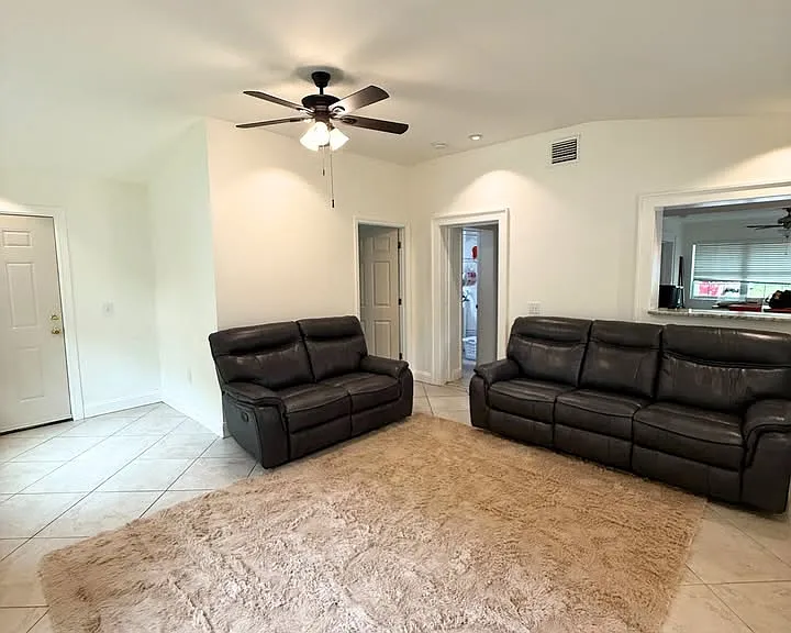 2315 Carroll Pl #1 — Photo 6