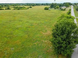 E 211th St, Peculiar, MO 64078