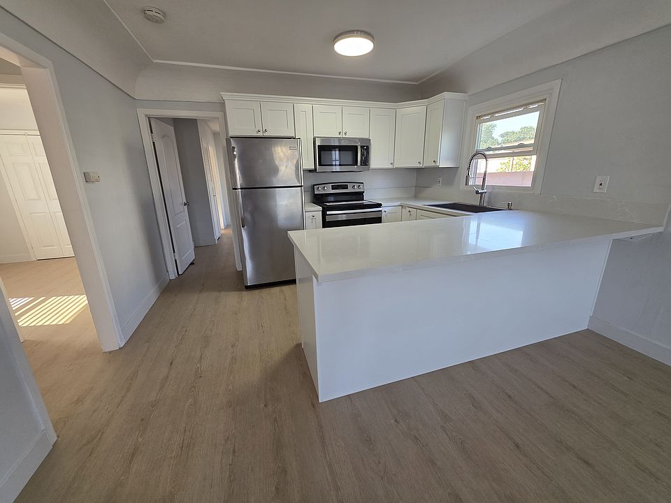 1st image of 389 I St