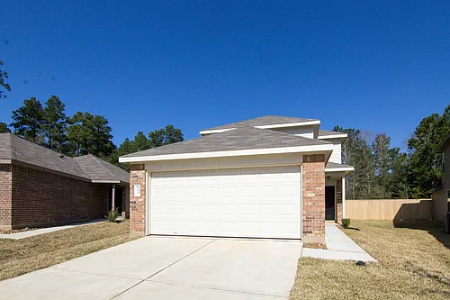 452 Upper Creek Dr Photo 1