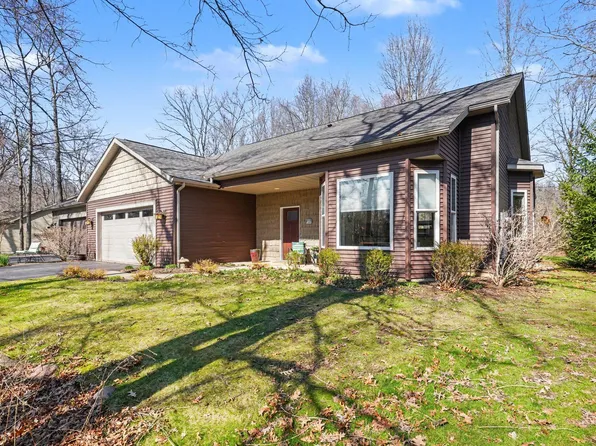 9365 Brianna Trl, Portage, MI 49002