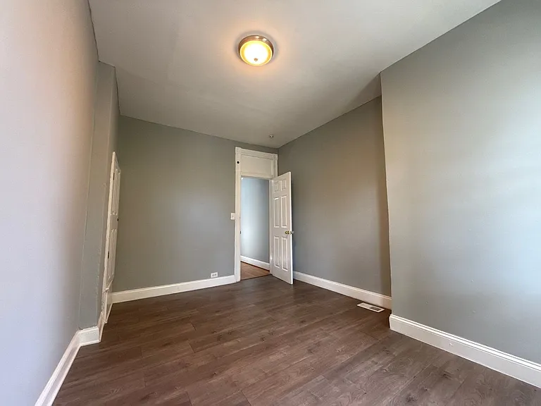 1625 Appleton St — Photo 17