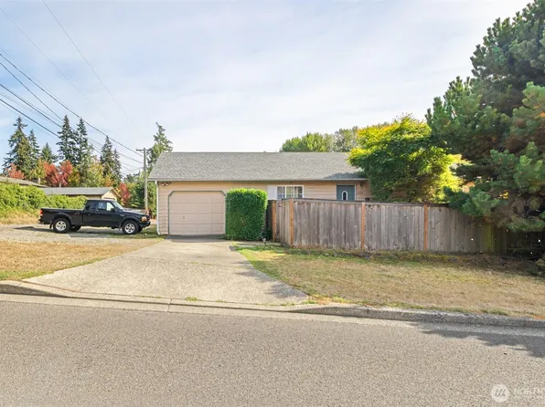 1323 S I Street, Port Angeles, WA 98363