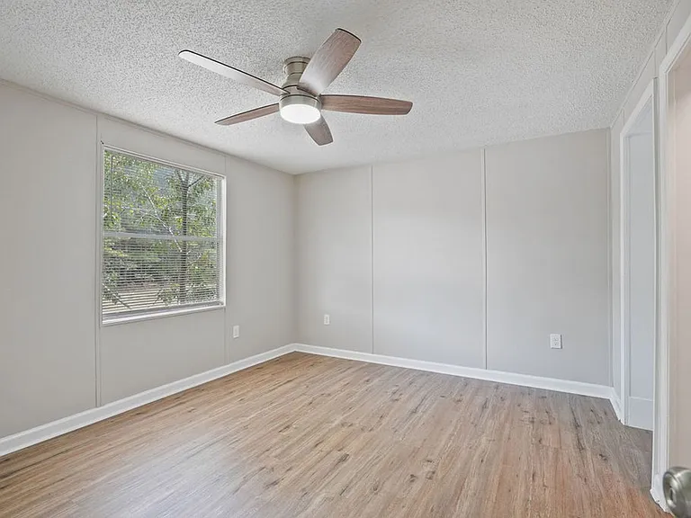 234 Twin Creeks Dr — Photo 19