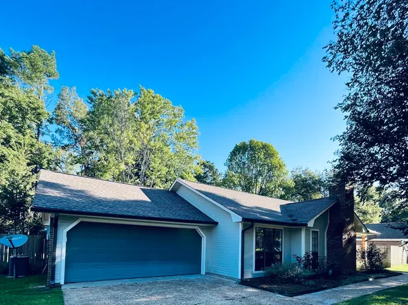 120 Cypress Dr, Madison, MS 39110