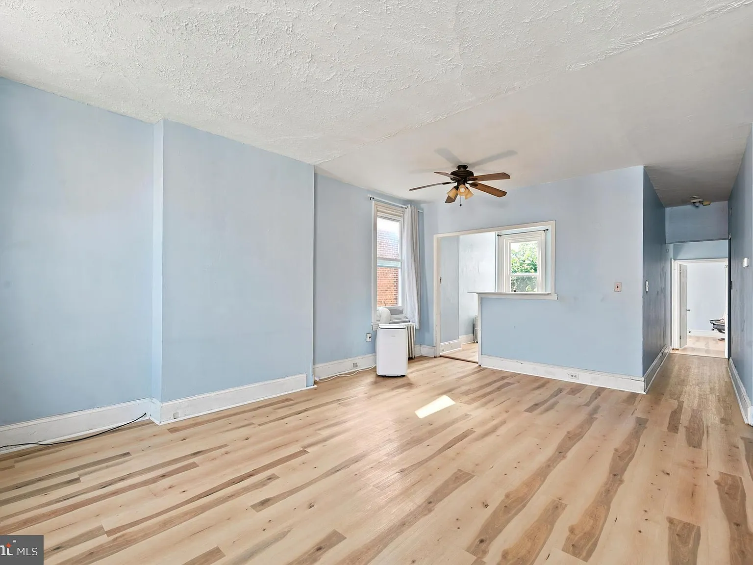 3 bed, 1640 sqft, $2,000 — Photo 3