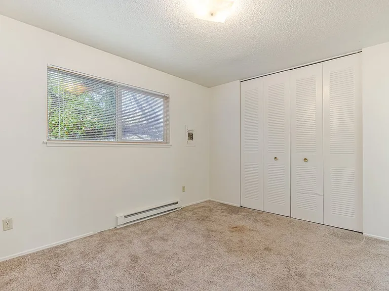 1725 SW Multnomah Blvd #12 — Photo 11