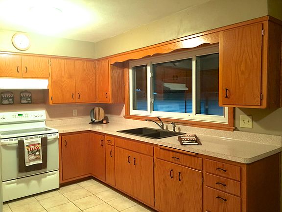 5th image of 309 Hillcrest Dr