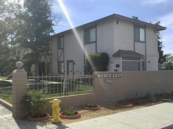 2nd image of 811 E Menlo Ave APT 02
