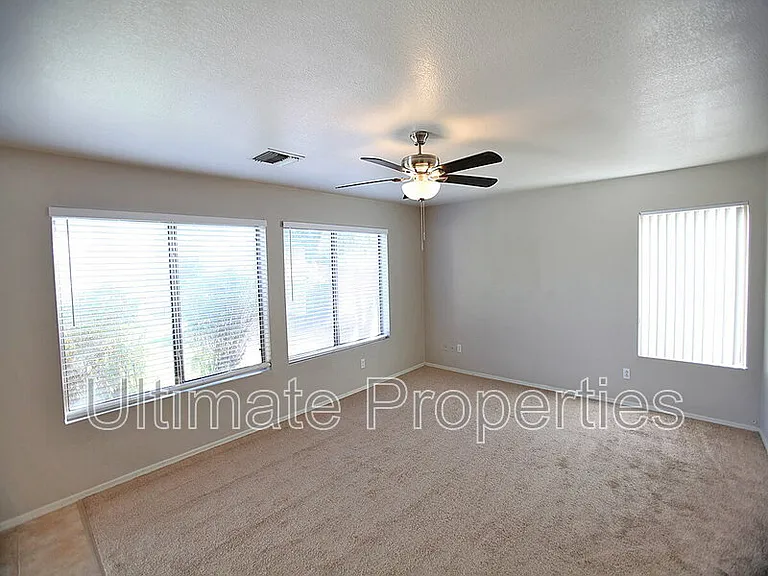 7205 W Mohawk Ln — Photo 9