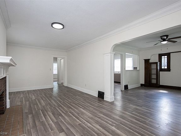 4th image of 13812 Southview Ave