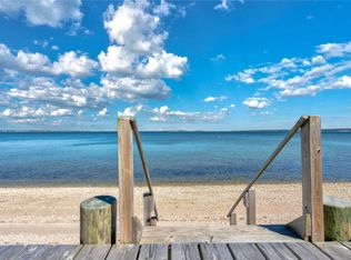 8880 Nassau Point Rd, Cutchogue, NY 11935