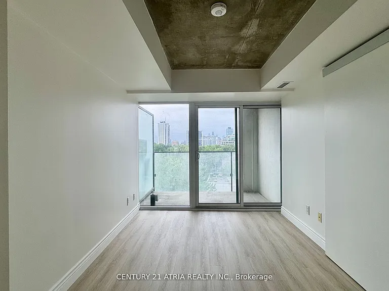 8 Hillsdale Ave E #731 — Photo 8
