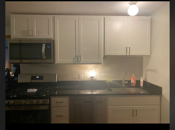 266 Naubuc Ave #2