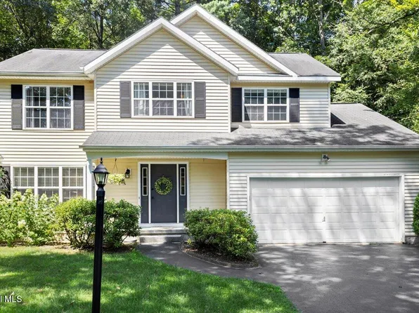 93 Damascus Drive, Gansevoort, NY 12831